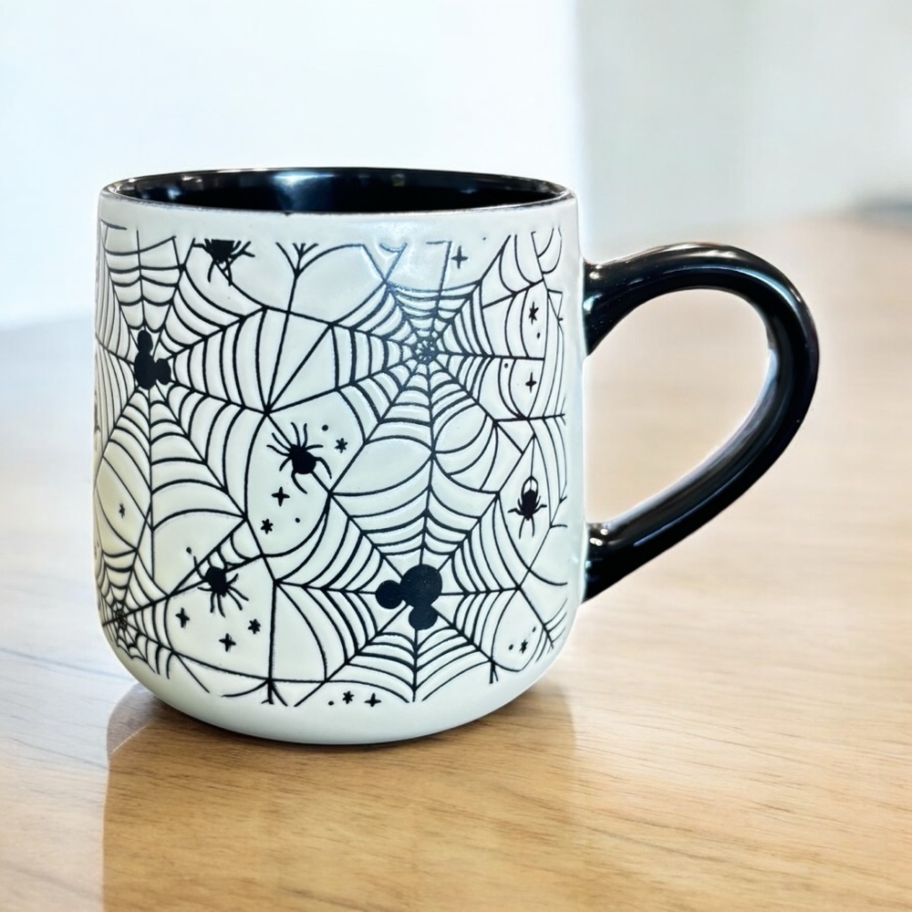 Mickey Mouse Halloween spider web mug